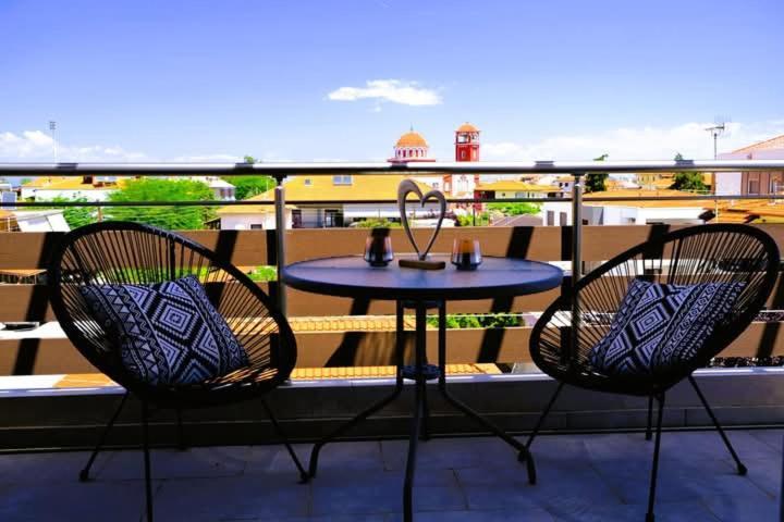 לריסוס Mediterranean Holidays מראה חיצוני תמונה